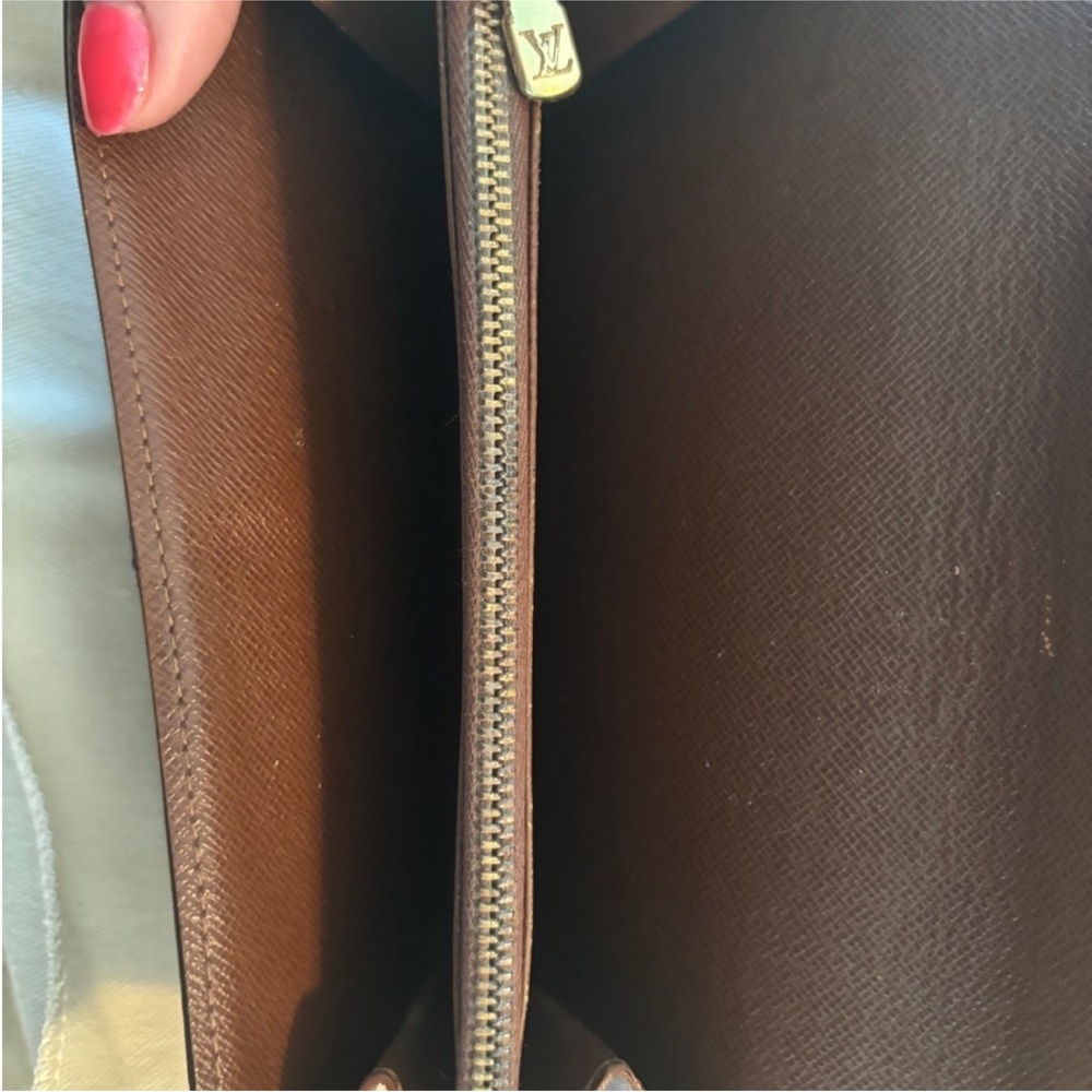 Louis Vuitton Monogram Long Wallet - Picture 8 of 8